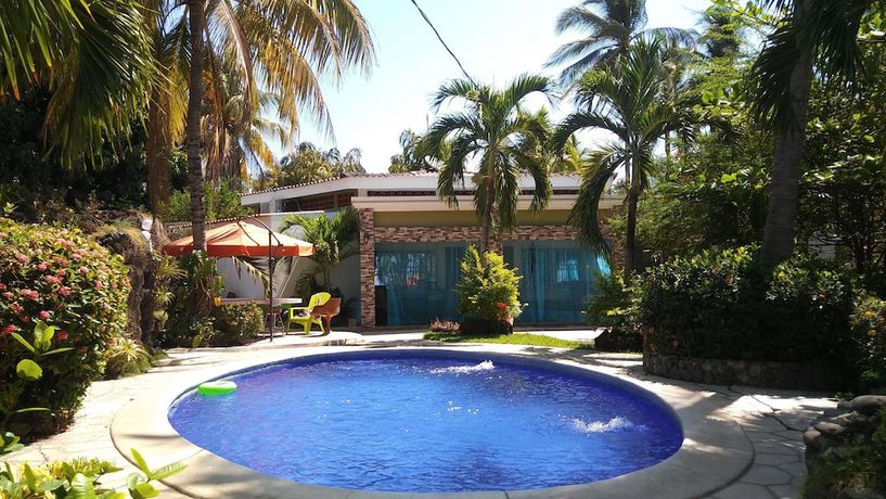 Imagen de la piscina del Hotel Brisas Marinas, Acajutla. Foto 13