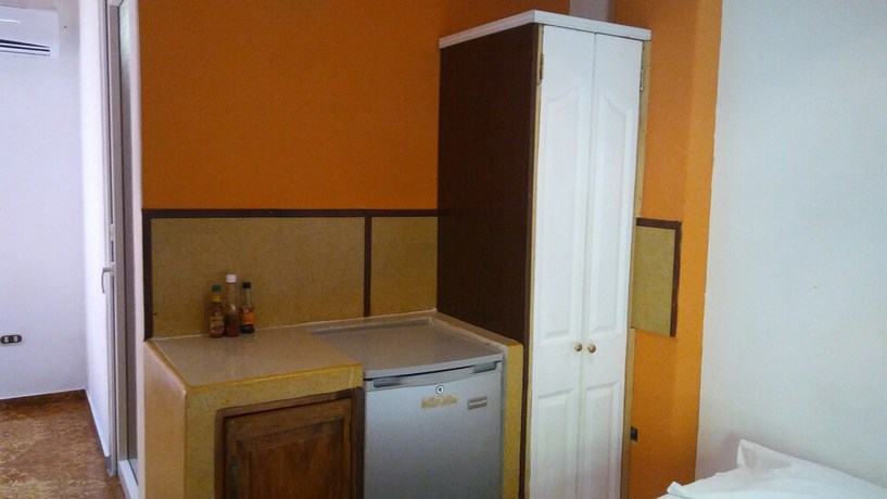 Imagen de la habitación del Hotel Brisas Marinas, Acajutla. Foto 9