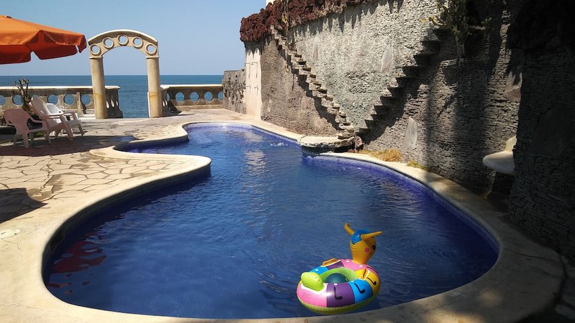 Imagen de la piscina del Hotel Brisas Marinas, Acajutla. Foto 19