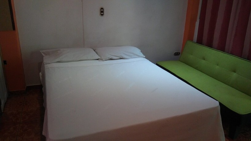 Imagen de la habitación del Hotel Brisas Marinas, Acajutla. Foto 11