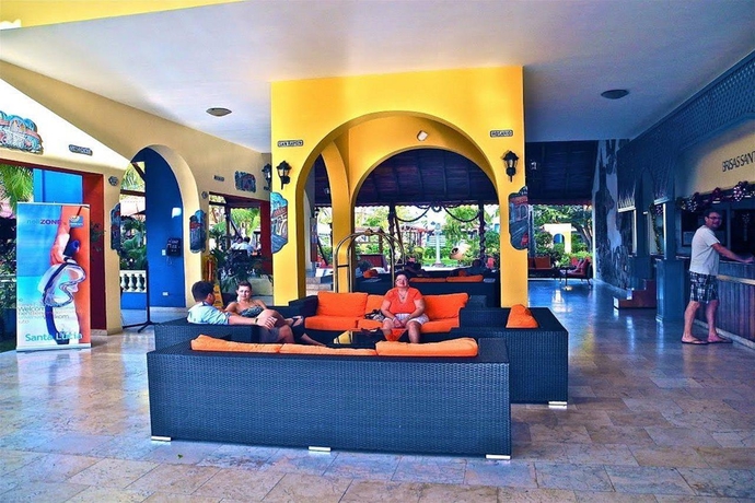 Imagen general del Hotel Brisas Santa Lucia. Foto 3