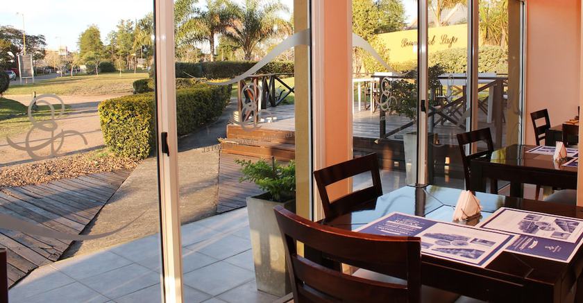 Imagen de los interiores del Hotel Brisas del Lago Apart and Federacion. Foto 20