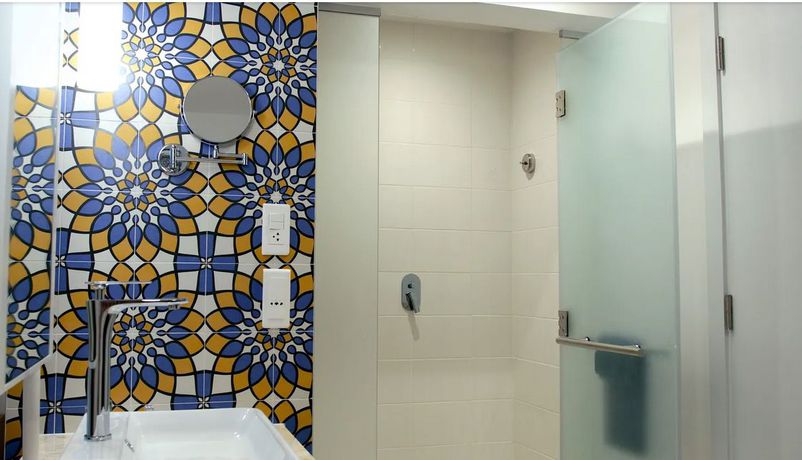 Imagen de la habitación del Hotel Brisas del Malec&oacute;n. Foto 5