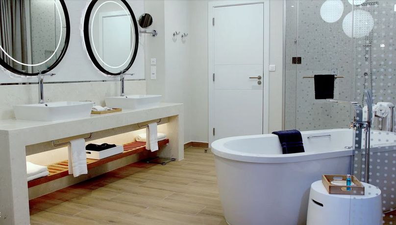 Imagen de la habitación del Hotel Brisas del Malec&oacute;n. Foto 6
