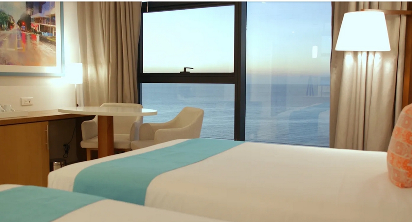 Imagen de la habitación del Hotel Brisas del Malec&oacute;n. Foto 7