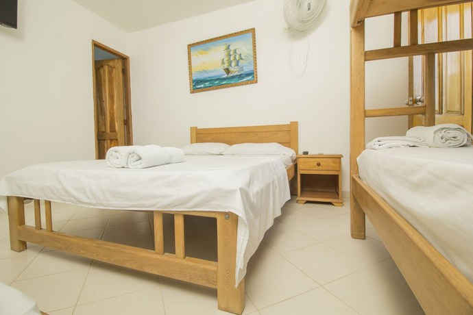 Imagen de la habitación del Hotel Brisas del Mar, Covenas. Foto 2