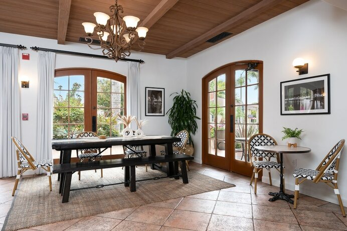 Imagen general del Hotel Brisas del Mar, Inn at the Beach. Foto 12