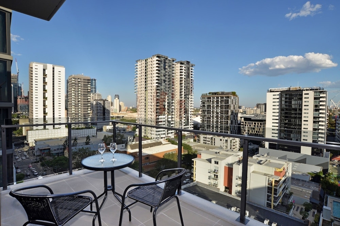 Imagen de la habitación del Hotel Brisbane One Apartments by CLLIX. Foto 11