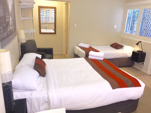 Imagen de la habitación del Hotel Brisbane Street Studios. Foto 8