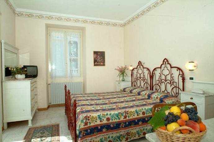 Imagen general del Hotel Brisino. Foto 7