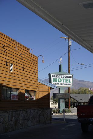 Imagen general del Hotel Bristlecone Motel. Foto 3