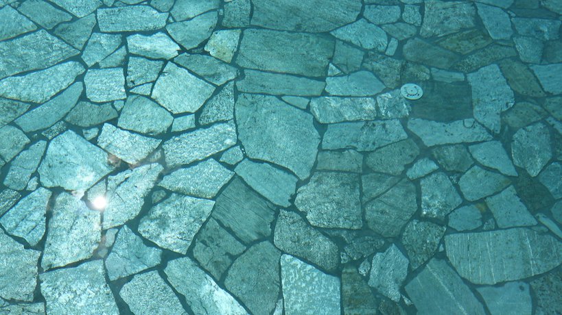 Imagen de la piscina del Hotel Bristol, Alboletta. Foto 15