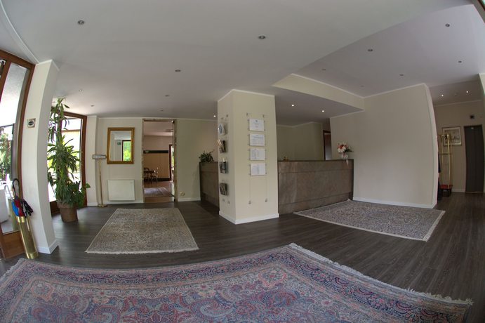 Imagen de los interiores del Hotel Bristol, Alboletta. Foto 12
