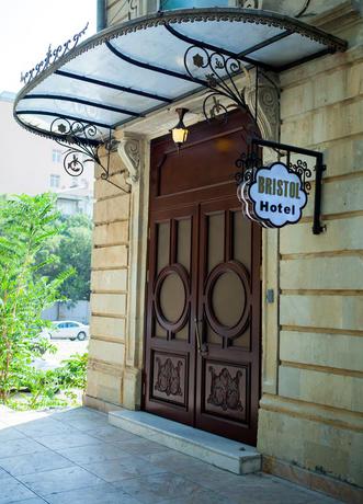 Imagen de los exteriores del Hotel Bristol, Baku. Foto 12
