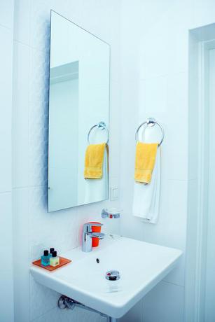 Imagen de la habitación del Hotel Bristol, Baku. Foto 8