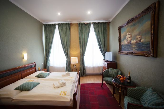 Imagen de la habitación del Hotel Bristol, Banska Stiavnica. Foto 6