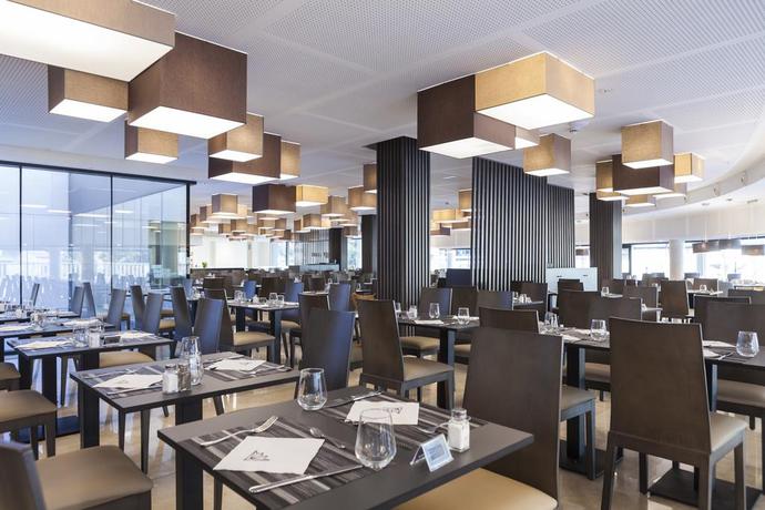 Imagen del bar/restaurante del Hotel Bristol, Benidorm Centro. Foto 4