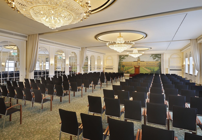 Imagen de los interiores del Hotel Bristol Berlin. Foto 11