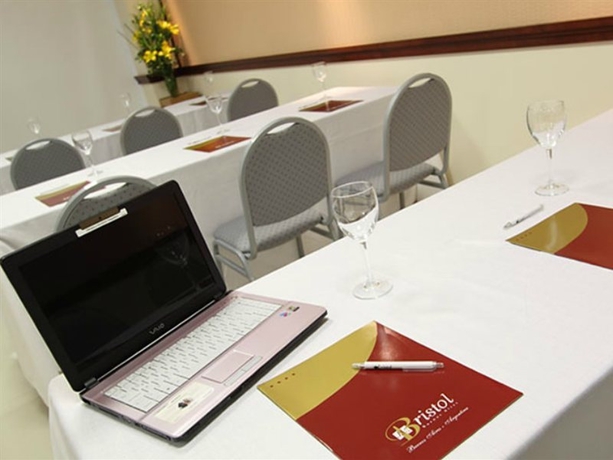 Imagen general del Hotel Bristol, Buenos Aires. Foto 3