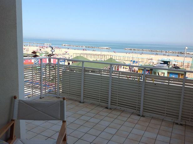 Imagen de la habitación del Hotel Bristol, Cattolica. Foto 3