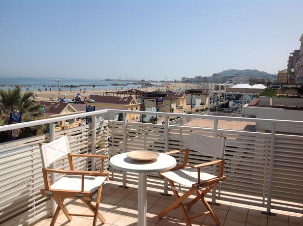 Imagen de la habitación del Hotel Bristol, Cattolica. Foto 18