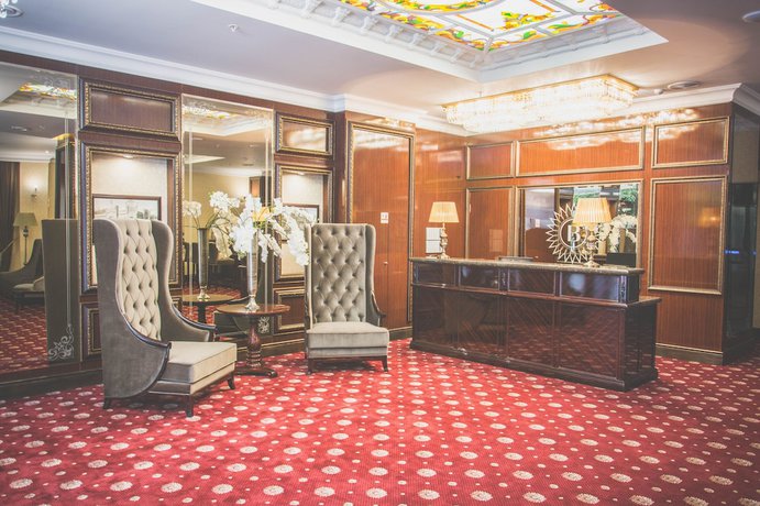 Imagen de los interiores del Hotel Bristol Central Park. Foto 19