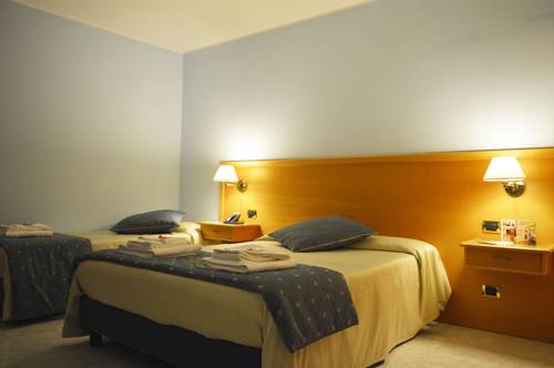 Imagen de la habitación del Hotel Bristol, Enna. Foto 12