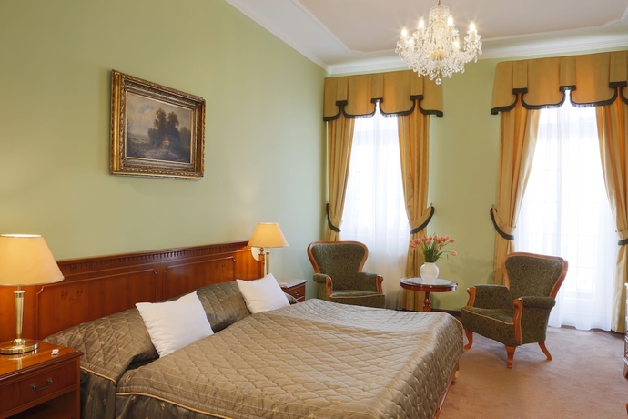 Imagen de la habitación del Hotel Bristol Georgy House. Foto 4