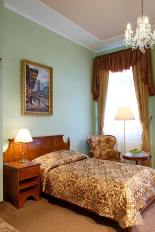 Imagen de la habitación del Hotel Bristol Georgy House. Foto 10
