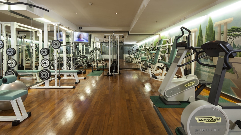 Imagen de los interiores del Hotel Bristol, Ginebra. Foto 16