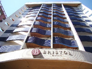Imagen de los exteriores del Hotel Bristol Guarapari Residence. Foto 5