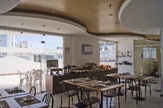 Imagen del bar/restaurante del Hotel Bristol Guarapari Residence. Foto 2