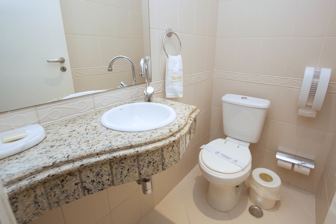 Imagen de la habitación del Hotel Bristol International Airport. Foto 11