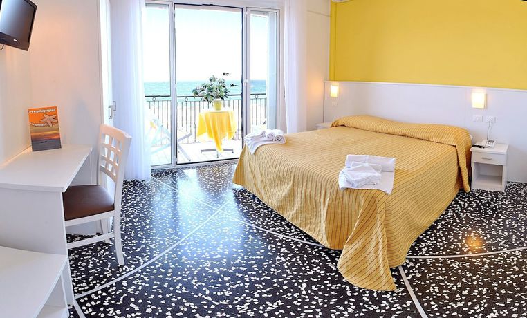 Imagen de la habitación del Hotel Bristol, Laigueglia. Foto 10