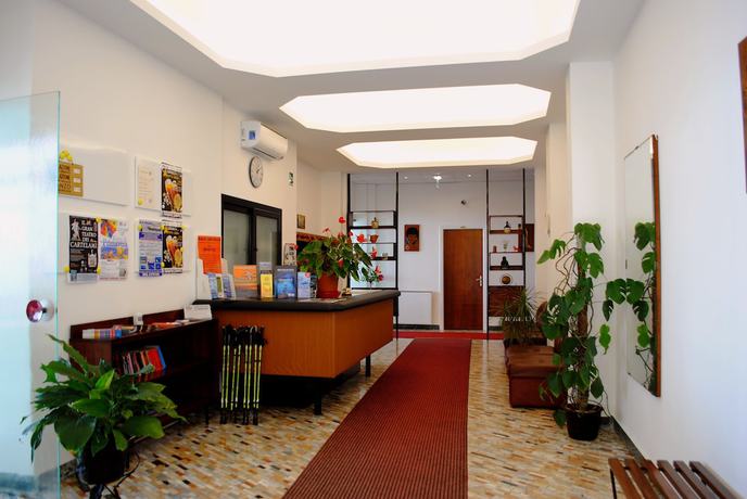Imagen de los interiores del Hotel Bristol, Laigueglia. Foto 20
