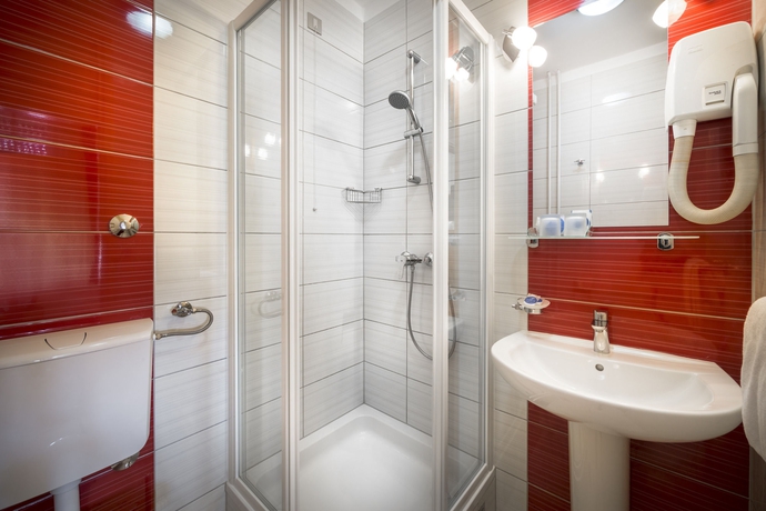 Imagen de la habitación del Hotel Bristol - Liburnia. Foto 16