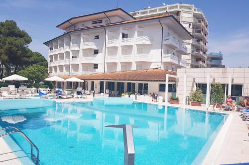 Imagen general del Hotel Bristol, Lignano Sabbiadoro. Foto 1
