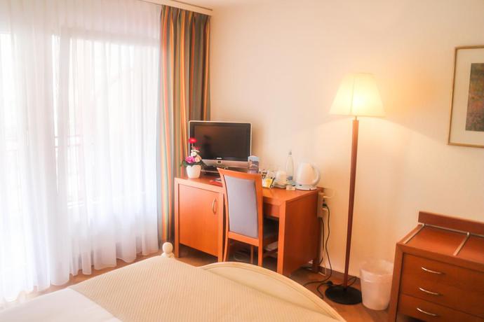 Imagen general del Hotel Bristol, MONTREUX. Foto 2