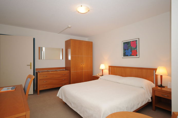 Imagen de la habitación del Hotel Bristol, MONTREUX. Foto 17