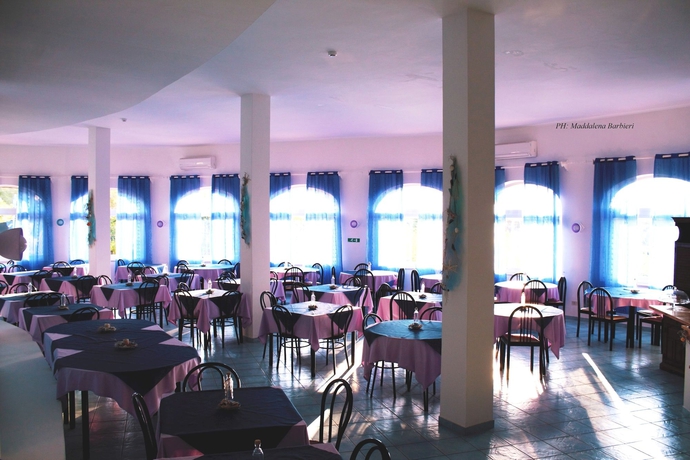 Imagen del bar/restaurante del Hotel Bristol, Majo. Foto 4