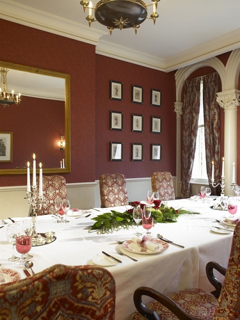 Imagen del bar/restaurante del Hotel Bristol Marriott Royal. Foto 3