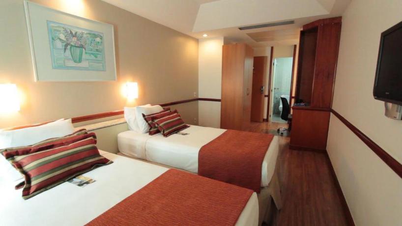 Imagen de la habitación del Hotel Bristol Merit. Foto 7