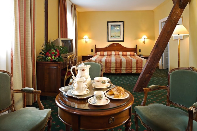 Imagen de la habitación del Hotel Bristol, Mulhouse. Foto 3