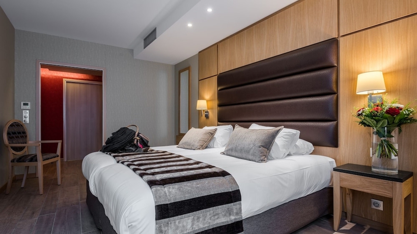 Imagen de la habitación del Hotel Bristol, Mulhouse. Foto 12