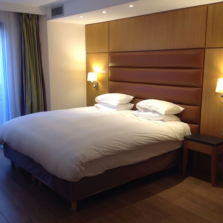 Imagen de la habitación del Hotel Bristol, Mulhouse. Foto 14