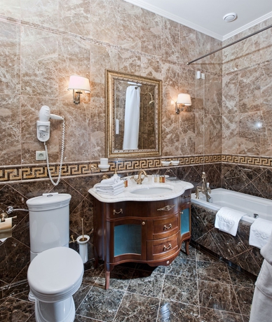 Imagen de la habitación del Hotel Bristol, Odessa. Foto 6