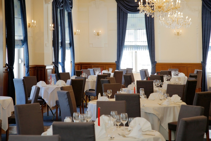 Imagen del bar/restaurante del Hotel Bristol Opatija. Foto 9