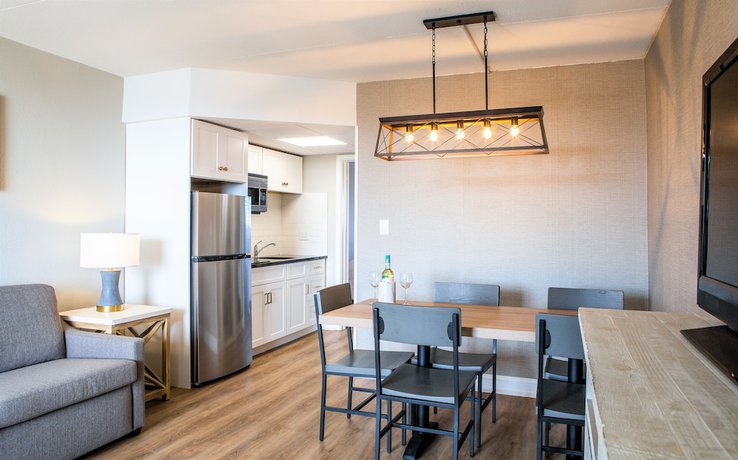 Imagen de la habitación del Hotel Bristol Plaza Resort Motel. Foto 11