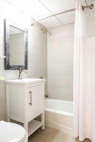 Imagen de la habitación del Hotel Bristol Plaza Resort Motel. Foto 12