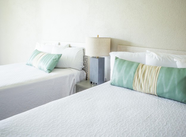 Imagen de la habitación del Hotel Bristol Plaza Resort Motel. Foto 15